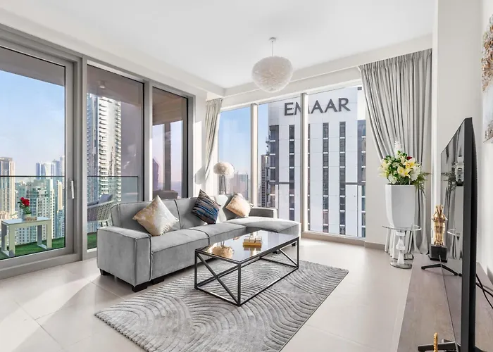 Luxury 4-Bed Escape In Downtown Dubai That Sleeps 9