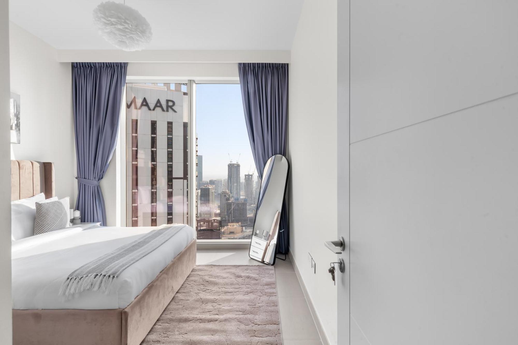 Luxury 4-bed Escape In Downtown That Sleeps 9 * Dubai