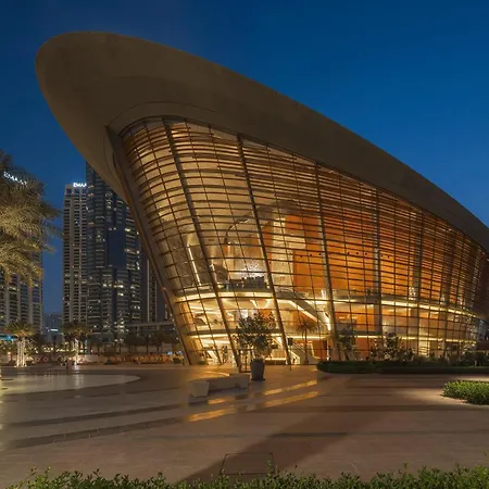 Luxury 4-Bed Escape In Downtown Dubai That Sleeps 9 Exterior photo