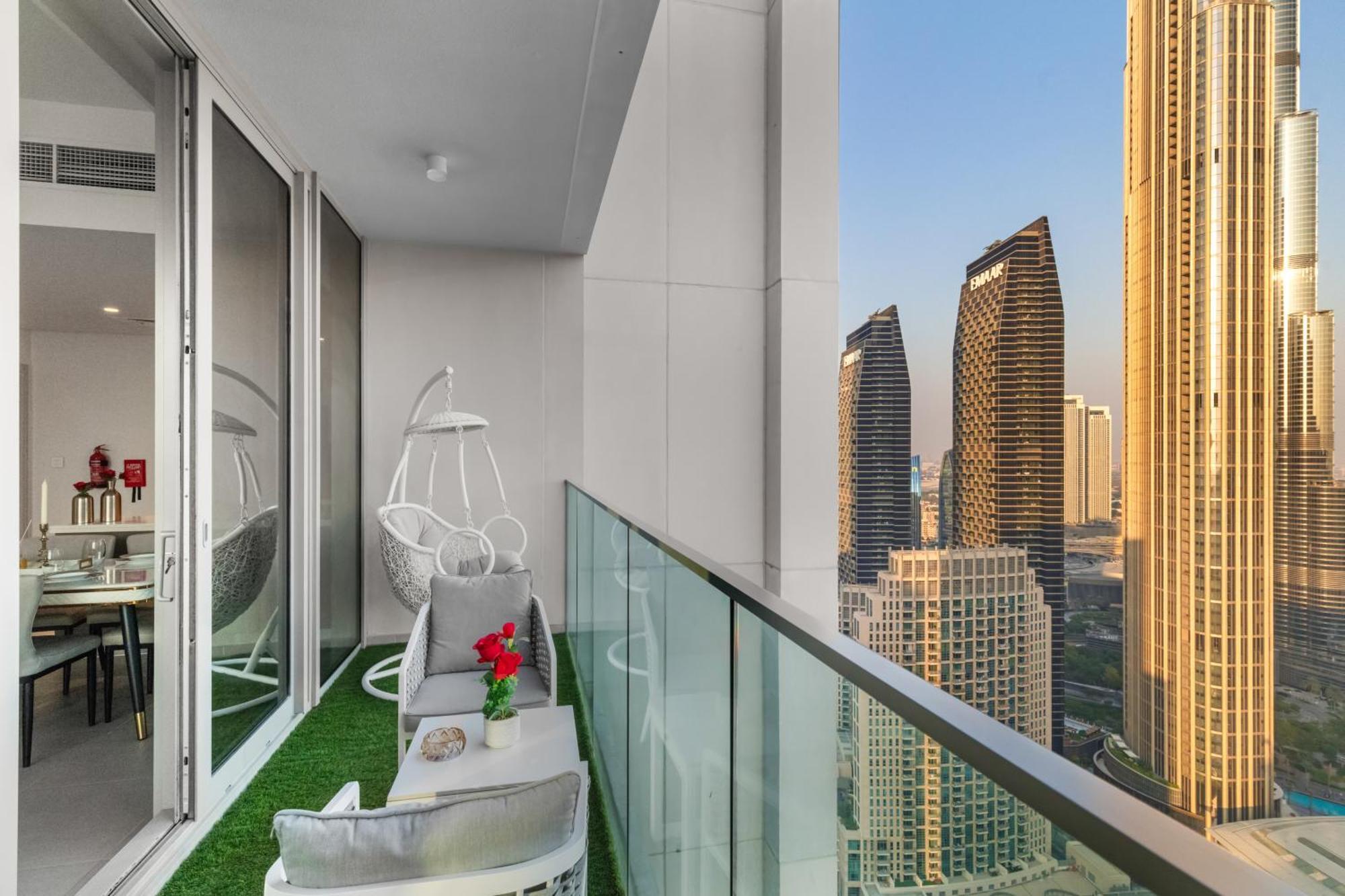Luxury 4-bed Escape In Downtown That Sleeps 9 * Dubai